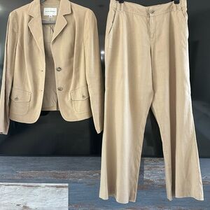 Comfortable women’s linen suit.